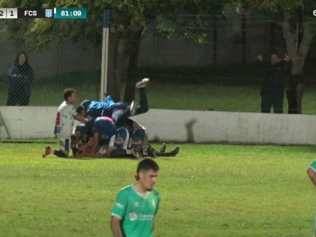 Un penal muy dudoso marc el principio del fin para Ferro